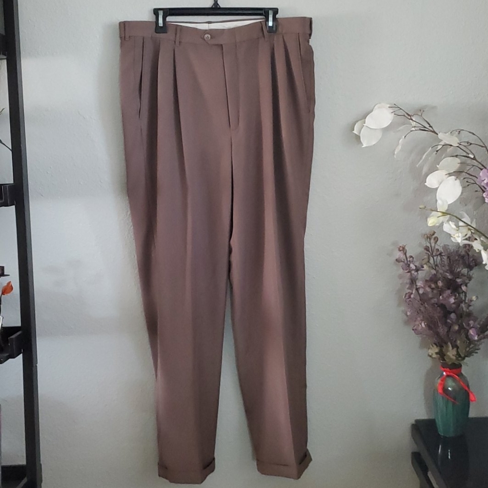 Haggar men pea green dress slacks